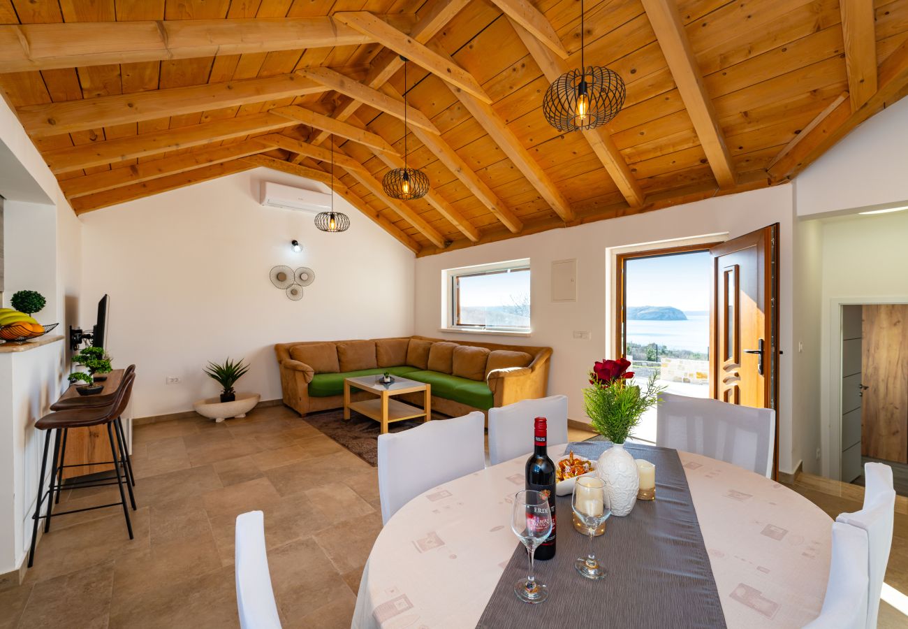 Ferienhaus in Rtina - Holiday home Fortica