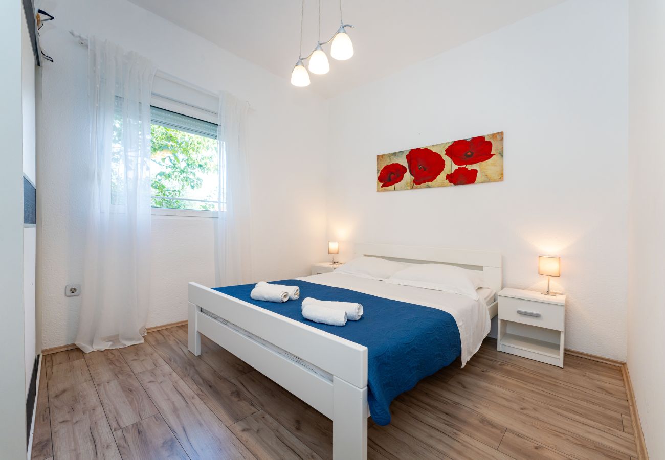 Ferienhaus in Vodice - Holiday home Nadalina