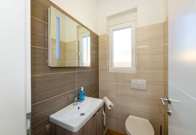 Ferienhaus in Pakoštane - Sea view Villa Tonka Ferienhaus in Pakoštane - Sea view Villa Tonka