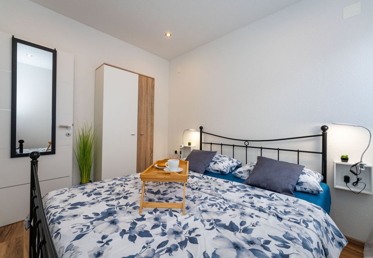 Ferienwohnung in Žaborić - Apartment Nikita with private pool