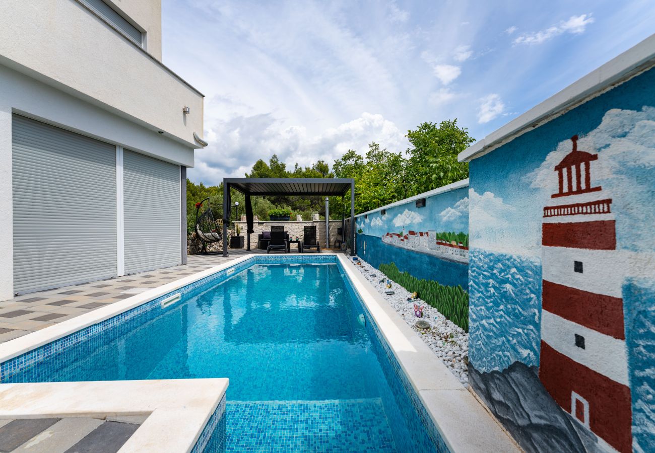 Ferienwohnung in Žaborić - Apartment Nikita with private pool