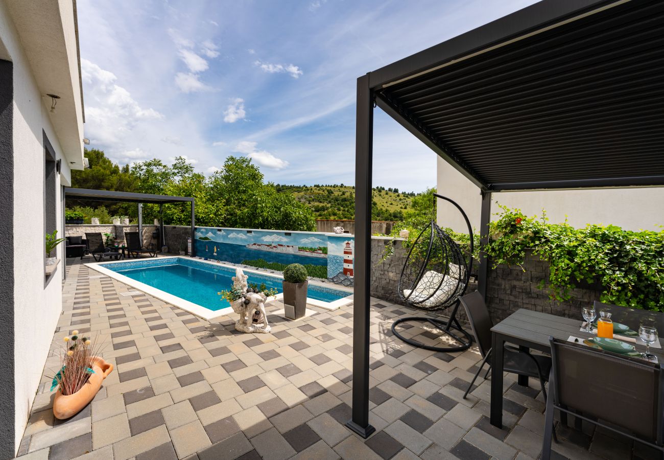 Ferienwohnung in Žaborić - Apartment Nikita with private pool