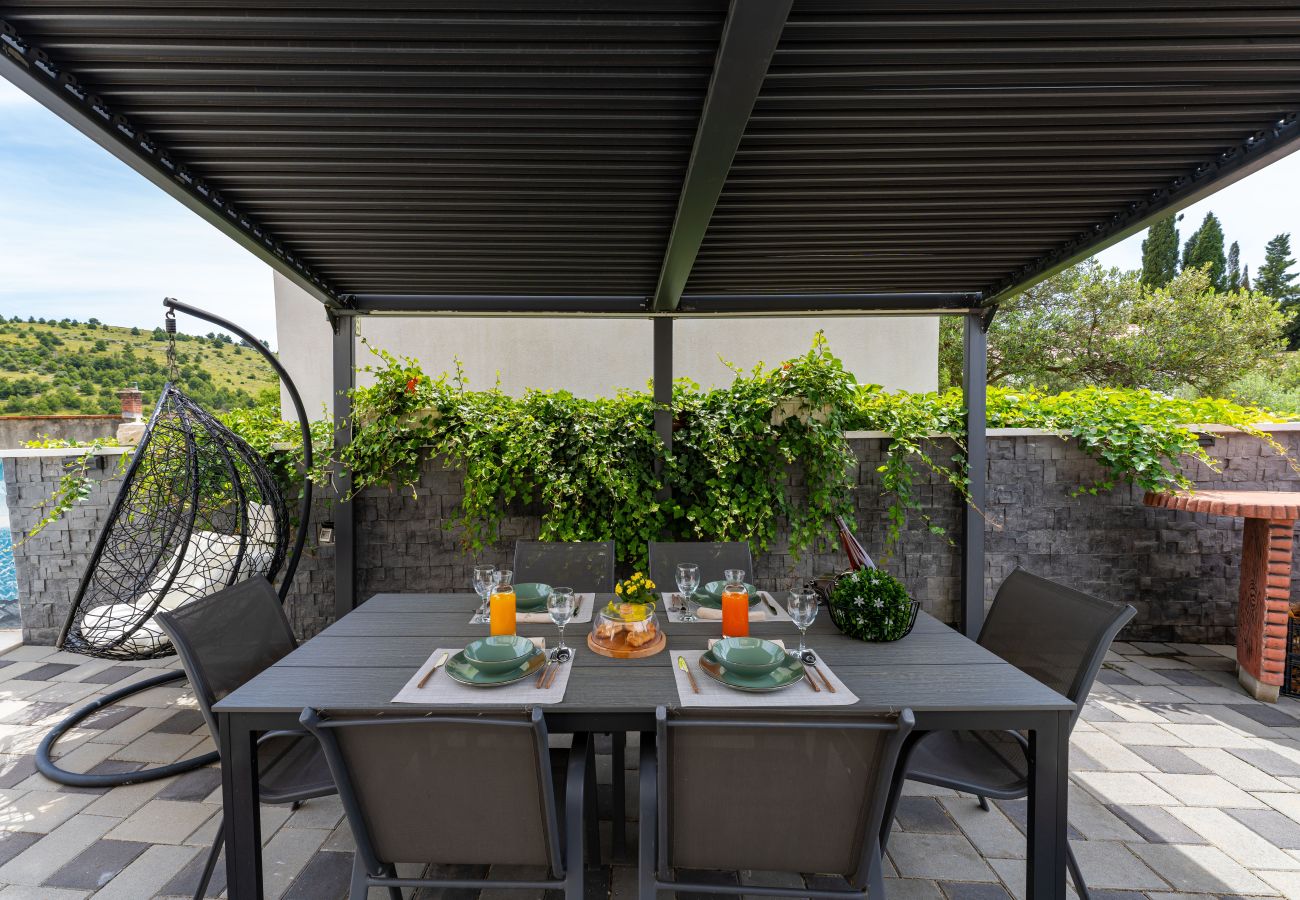 Ferienwohnung in Žaborić - Apartment Nikita with private pool
