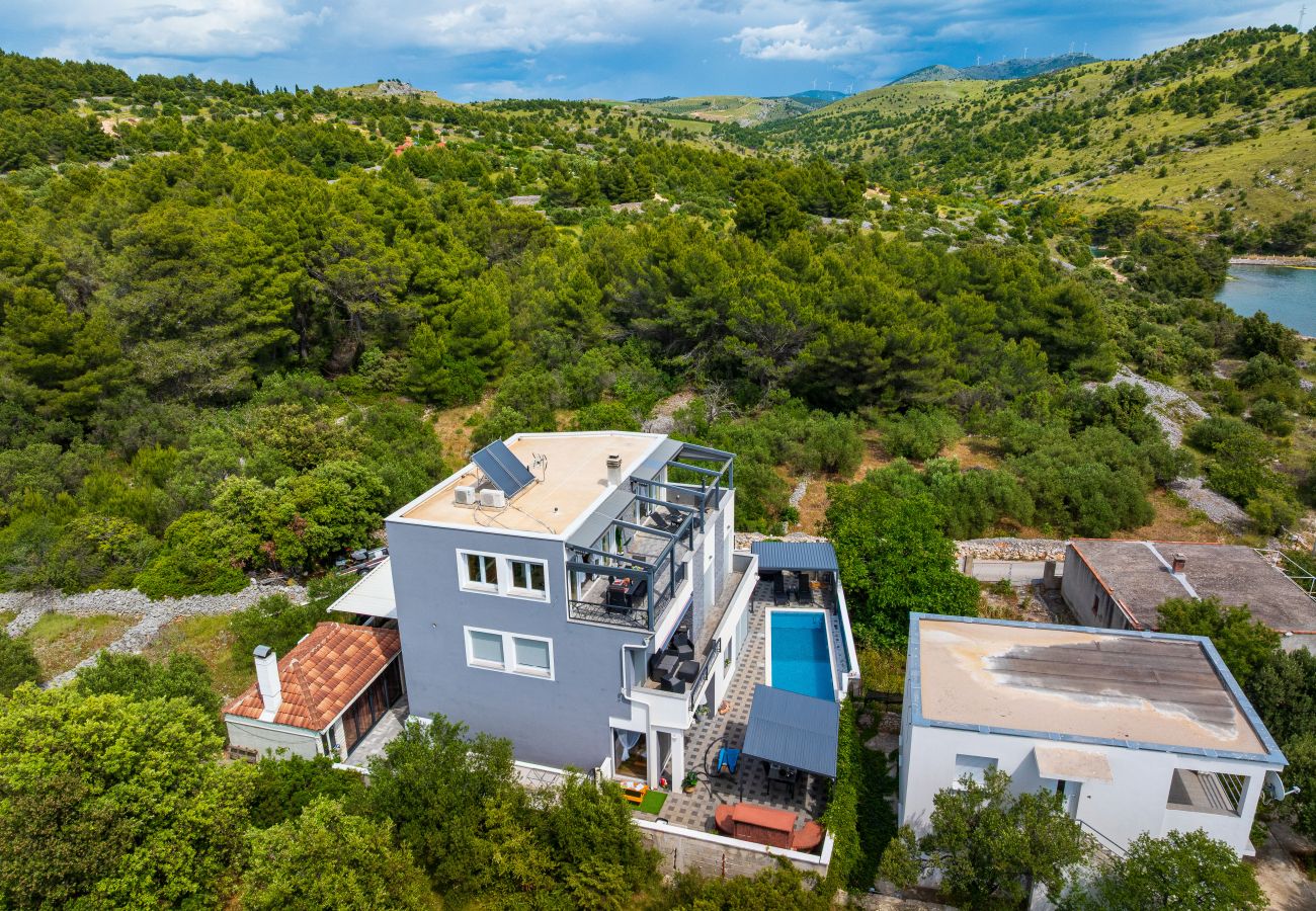 Ferienwohnung in Žaborić - Apartment Nikita with private pool