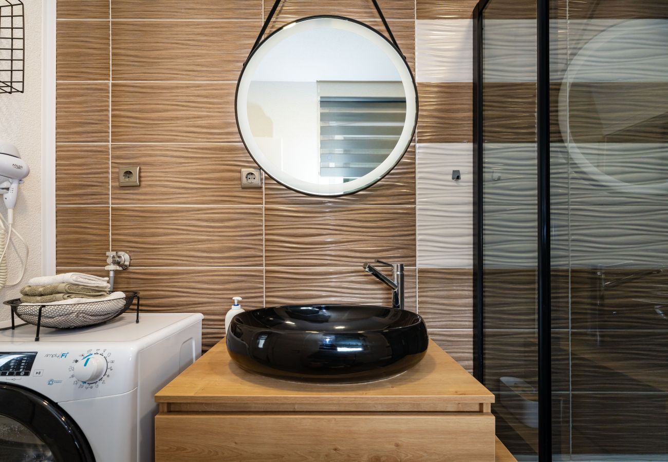 Ferienwohnung in Žaborić - Sea view penthouse Nikita