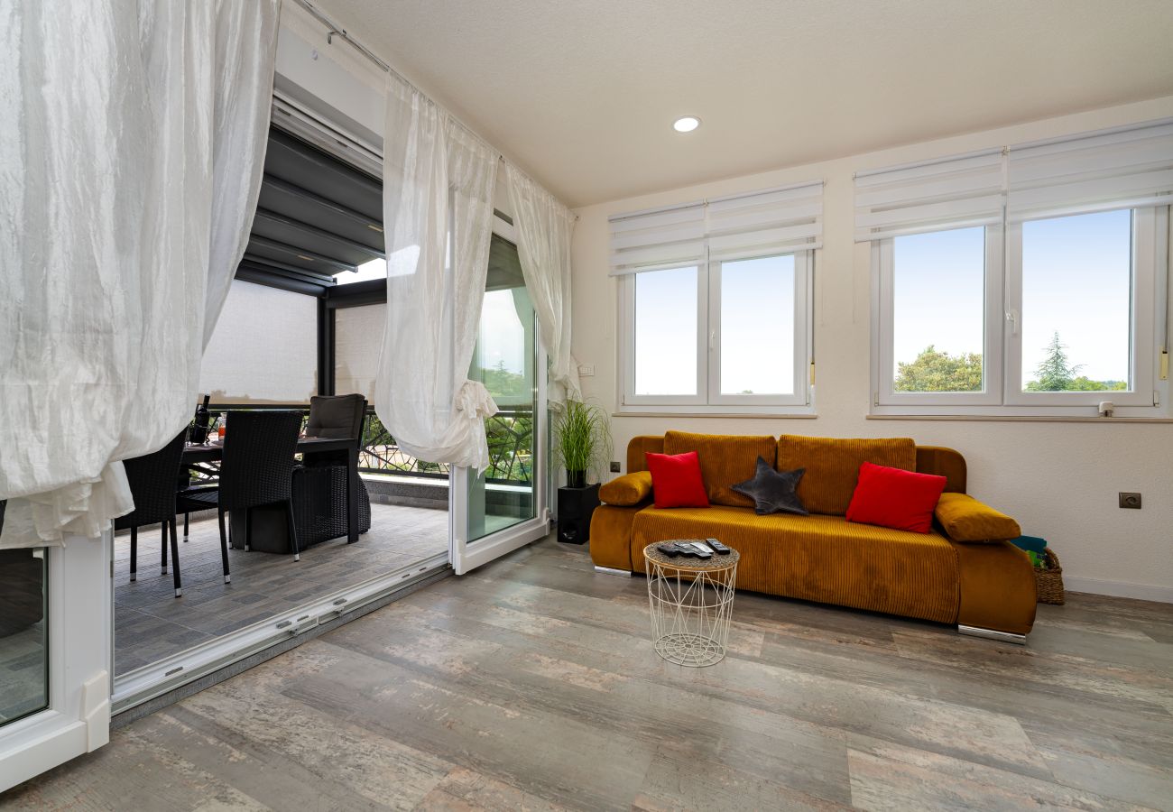 Ferienwohnung in Žaborić - Sea view penthouse Nikita