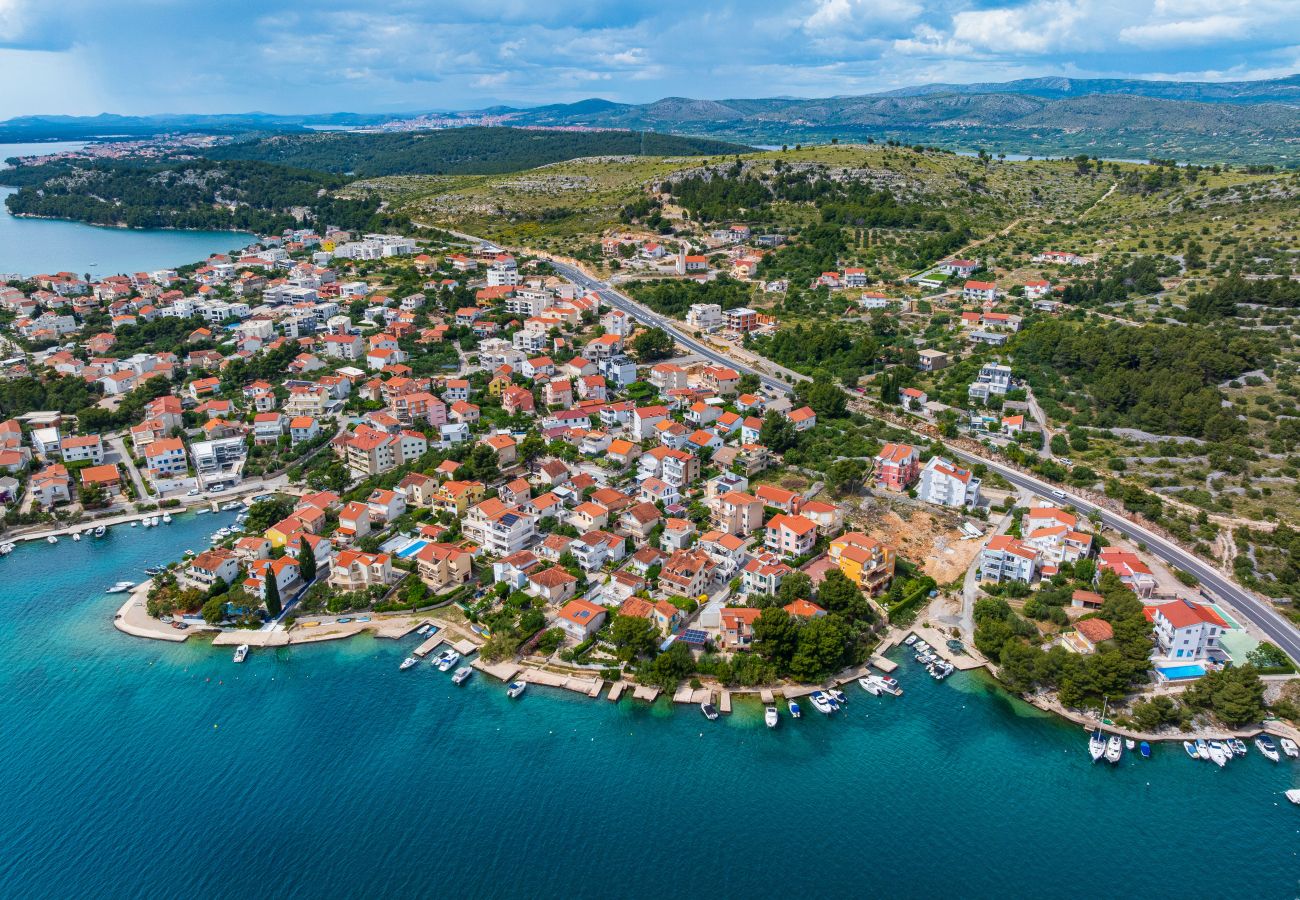 Ferienwohnung in Žaborić - Sea view penthouse Nikita
