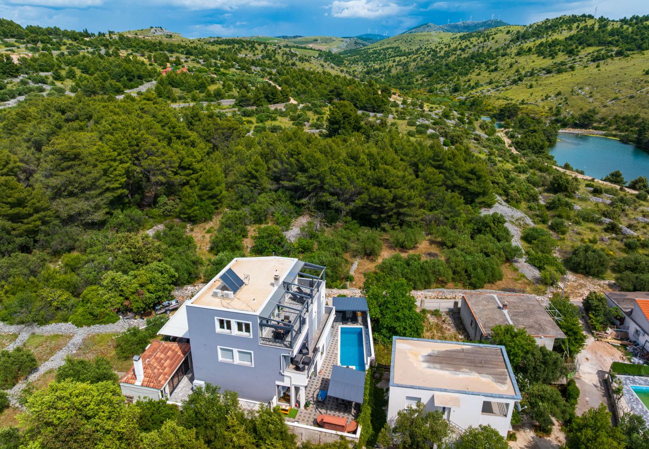 Ferienwohnung in Žaborić - Sea view penthouse Nikita