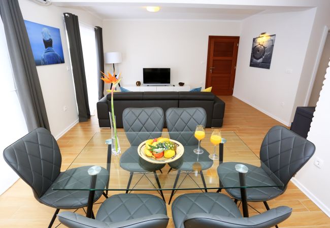 Ferienhaus in Maslenica - Beach house Nikola Ferienhaus in Maslenica - Beach house Nikola