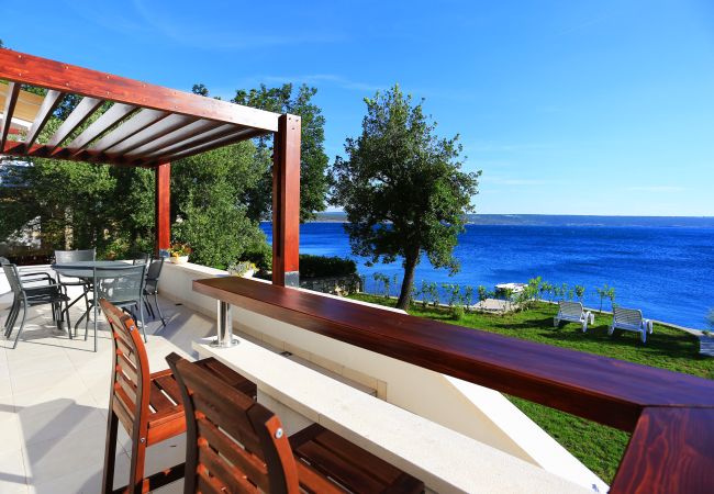 Ferienhaus in Maslenica - Beach house Nikola Ferienhaus in Maslenica - Beach house Nikola