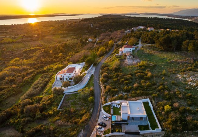 Ferienhaus in Podvršje - Sea view Villa Rica Ferienhaus in Podvršje - Sea view Villa Rica