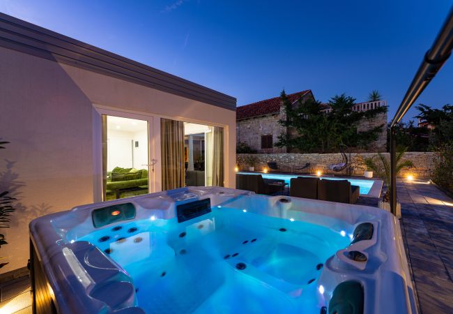 Ferienhaus in Pakoštane - Villa Amarilis Ferienhaus in Pakoštane - Villa Amarilis