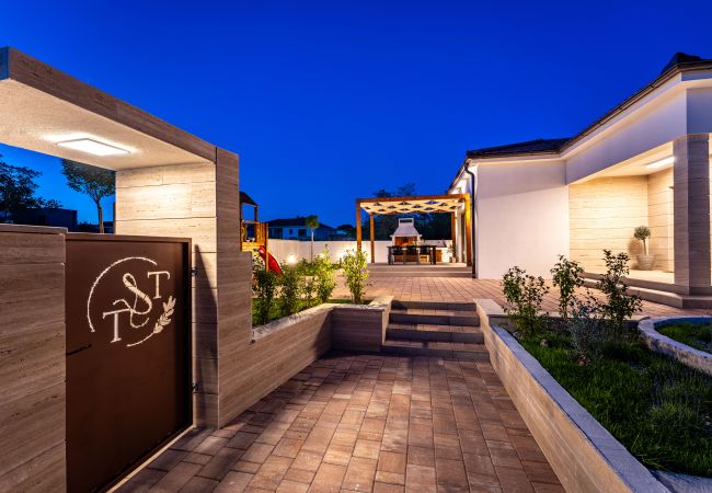 Ferienhaus in Murvica - Luxury Villa T&T Ferienhaus in Murvica - Luxury Villa T&T