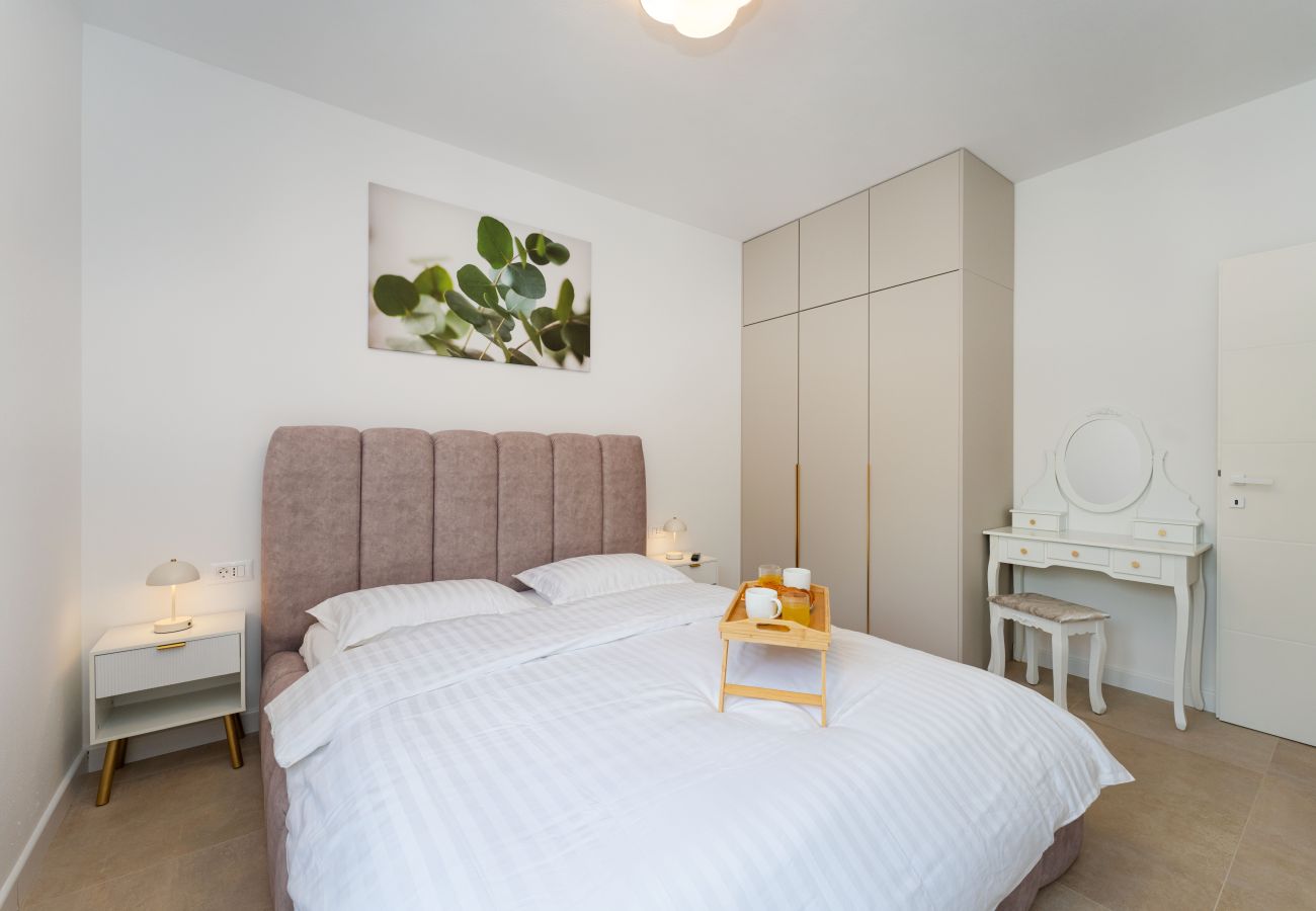 Ferienhaus in Murvica - Luxury Villa T&T