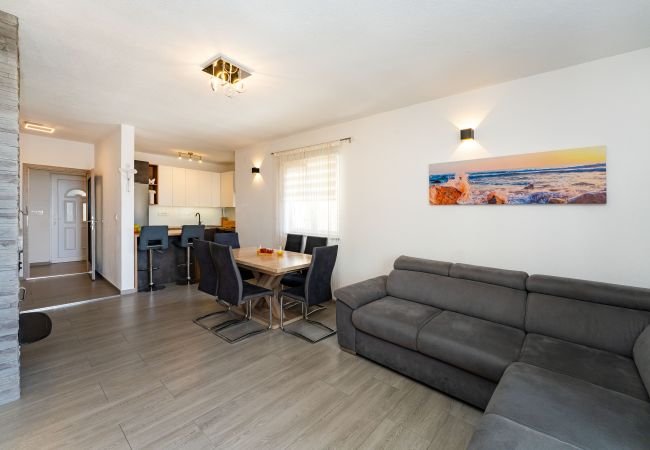 Ferienwohnung in Šibenik - Sea view apartment Klara Ferienwohnung in Šibenik - Sea view apartment Klara
