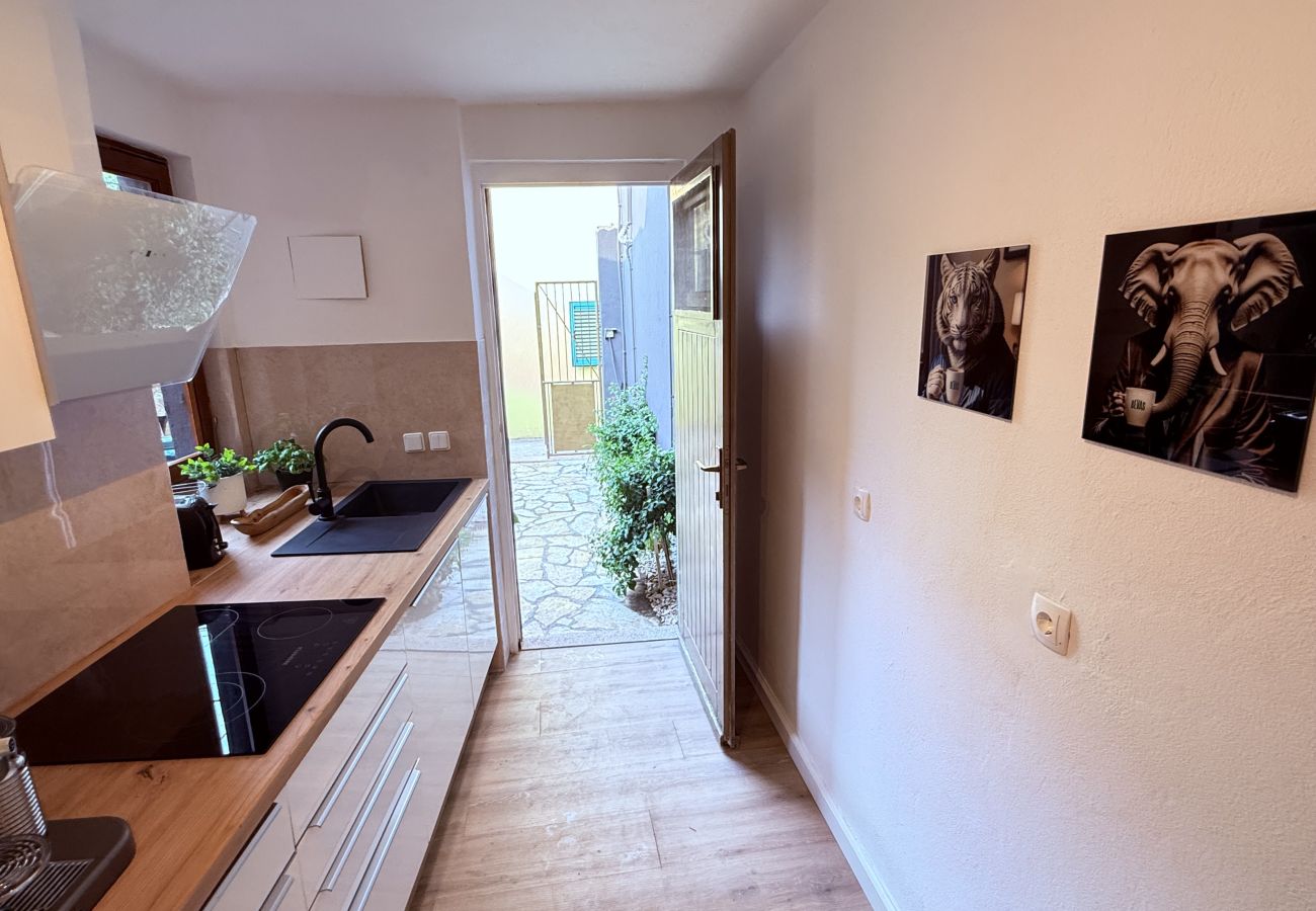 Ferienhaus in Kukljica - Holiday home Casa K A 