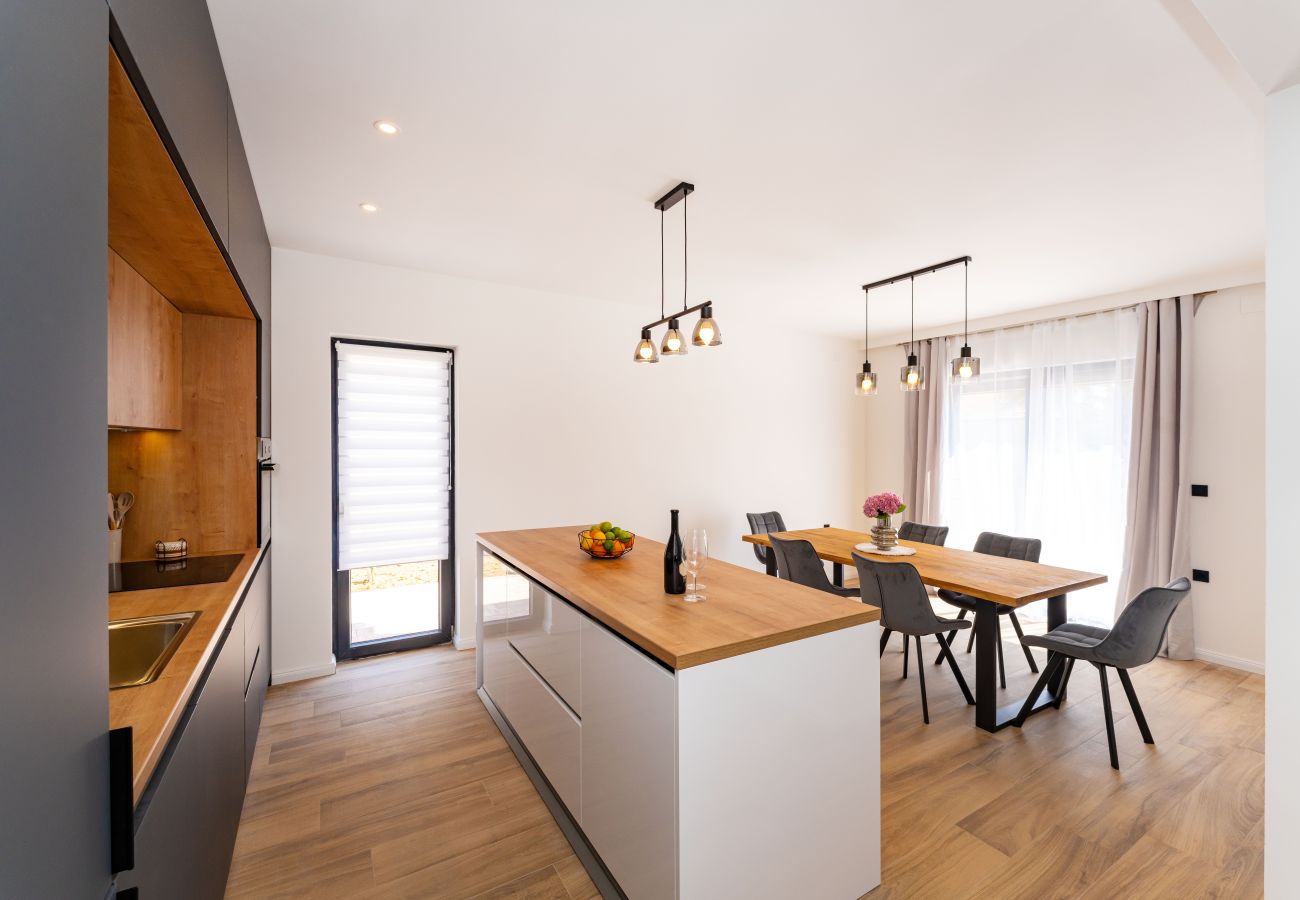 Ferienhaus in Biograd na moru - Villa Fine Touch