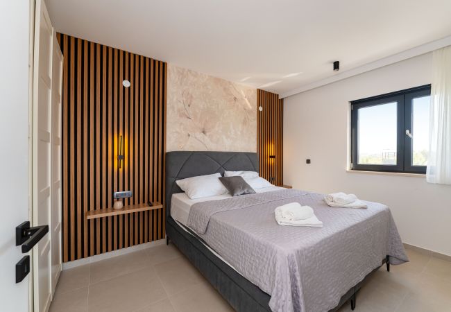 Ferienwohnung in Vrsi - Sea view apartment LaMag Ferienwohnung in Vrsi - Sea view apartment LaMag