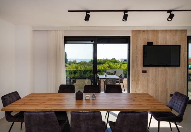 Ferienwohnung in Vrsi - Sea view apartment LaMag Ferienwohnung in Vrsi - Sea view apartment LaMag