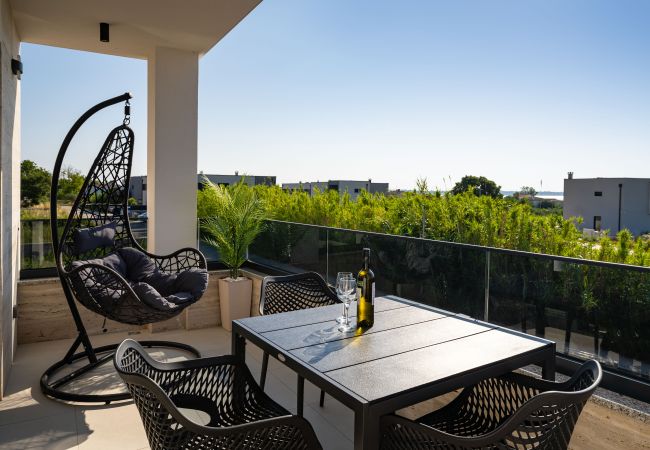 Ferienwohnung in Vrsi - Sea view apartment LaMag Ferienwohnung in Vrsi - Sea view apartment LaMag