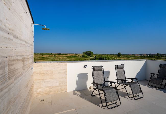 Ferienwohnung in Vrsi - Beach apartment LaMag Ferienwohnung in Vrsi - Beach apartment LaMag