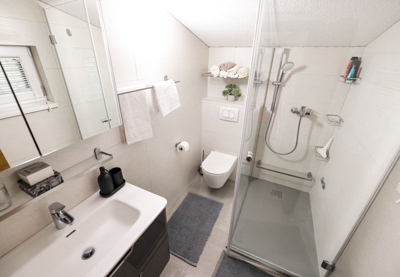 Ferienwohnung in Barotul - Sea view apartment Naledi