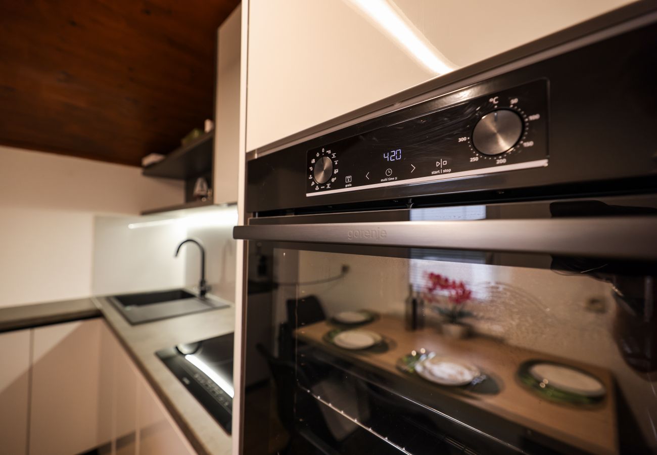 Ferienwohnung in Barotul - Sea view apartment Naledi