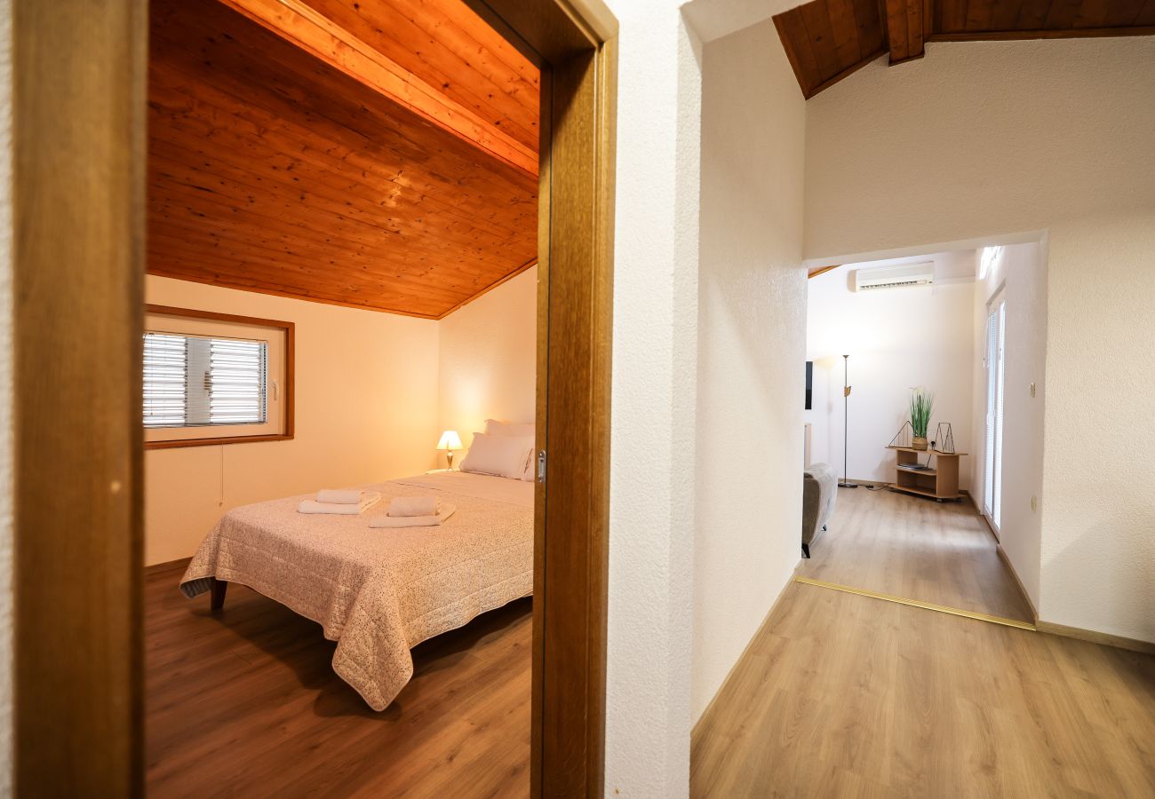 Ferienwohnung in Barotul - Sea view apartment Naledi
