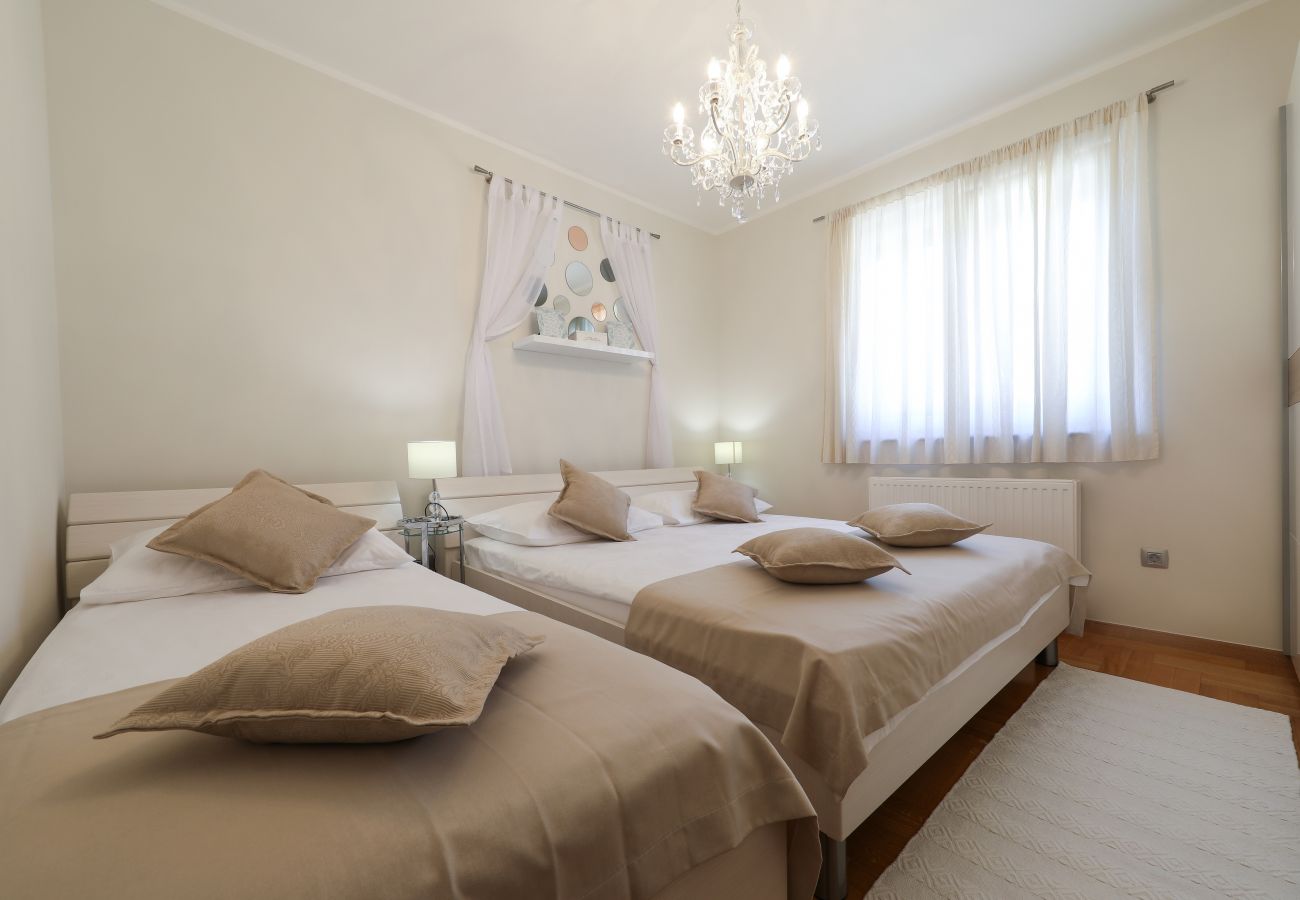 Ferienhaus in Pridraga - Sea view Villa Bella Ferienhaus in Pridraga - Sea view Villa Bella