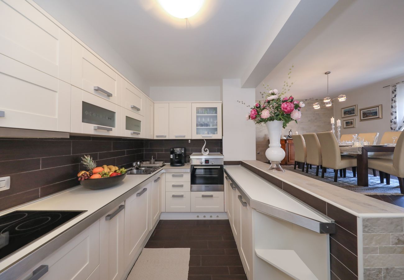 Ferienhaus in Pridraga - Sea view Villa Bella Ferienhaus in Pridraga - Sea view Villa Bella