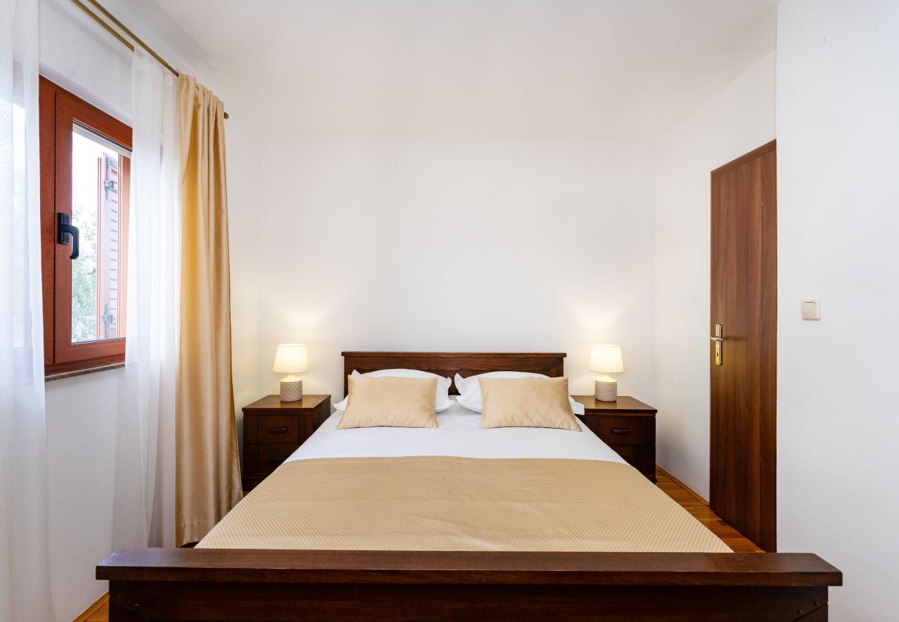 Ferienhaus in Skradin - Villa Marijana Ferienhaus in Skradin - Villa Marijana