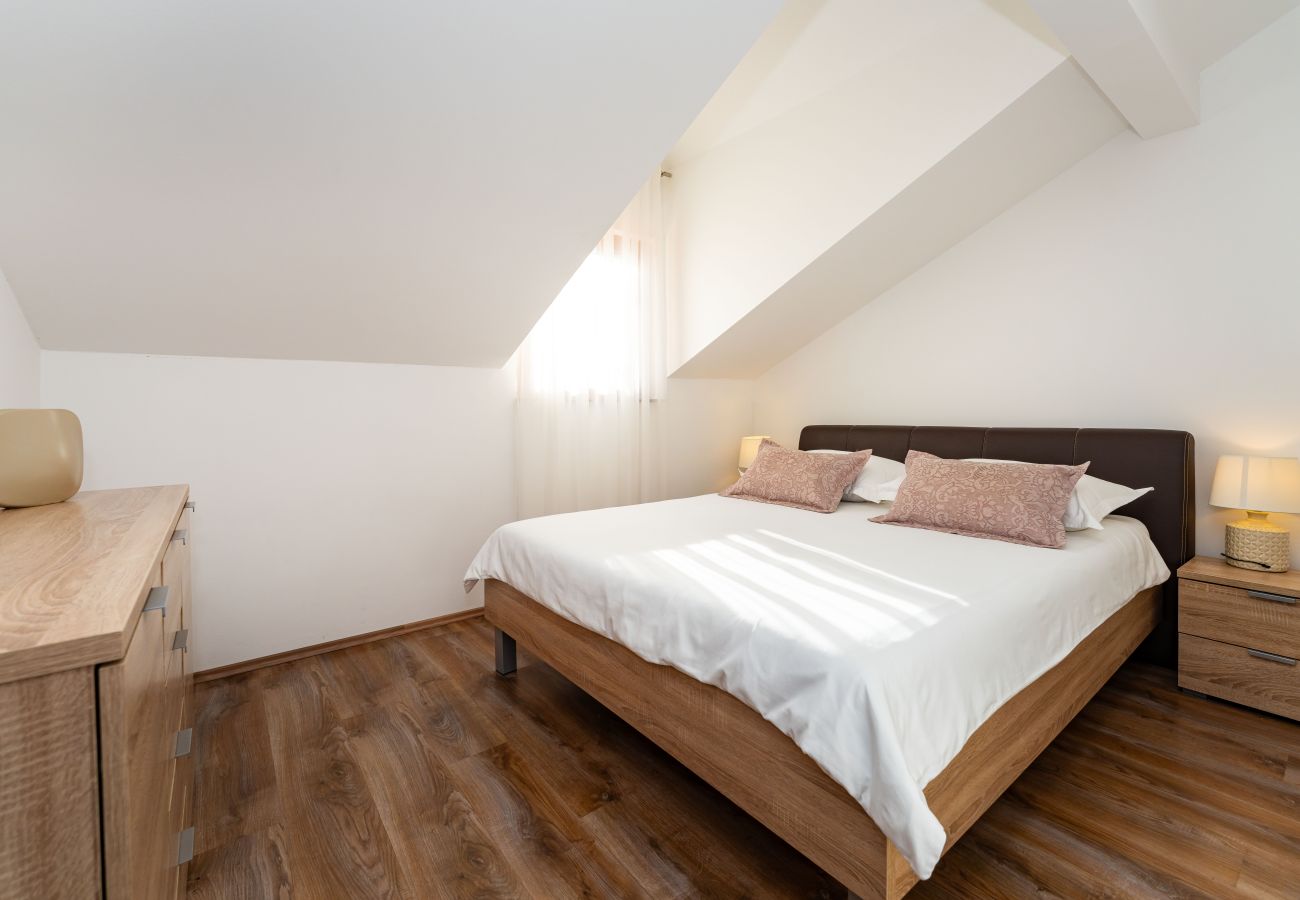 Ferienhaus in Skradin - Villa Marijana Ferienhaus in Skradin - Villa Marijana