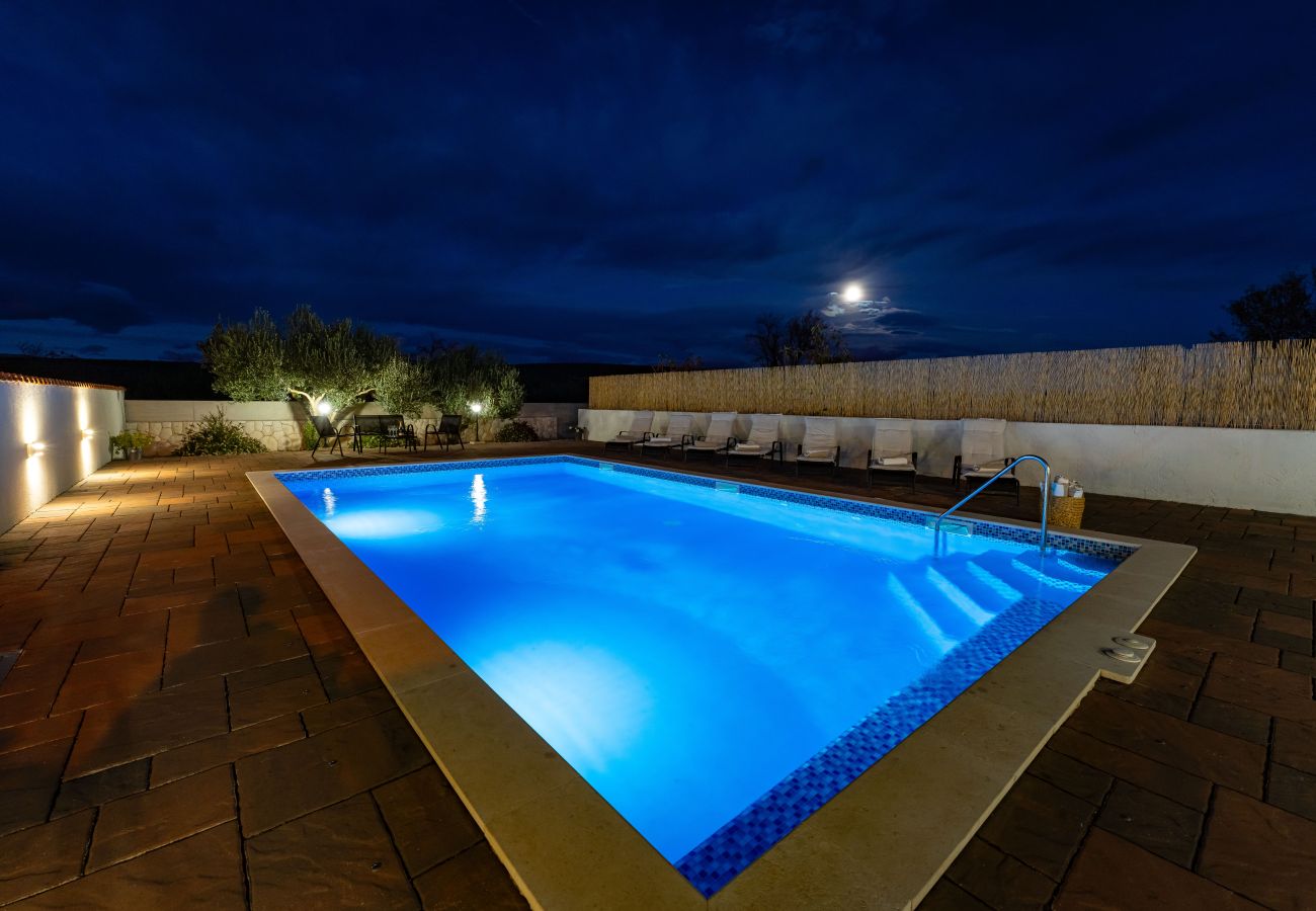 Ferienhaus in Skradin - Villa Marijana Ferienhaus in Skradin - Villa Marijana