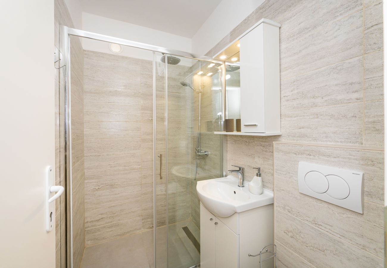 Ferienhaus in Raštevic - Holiday home Emily