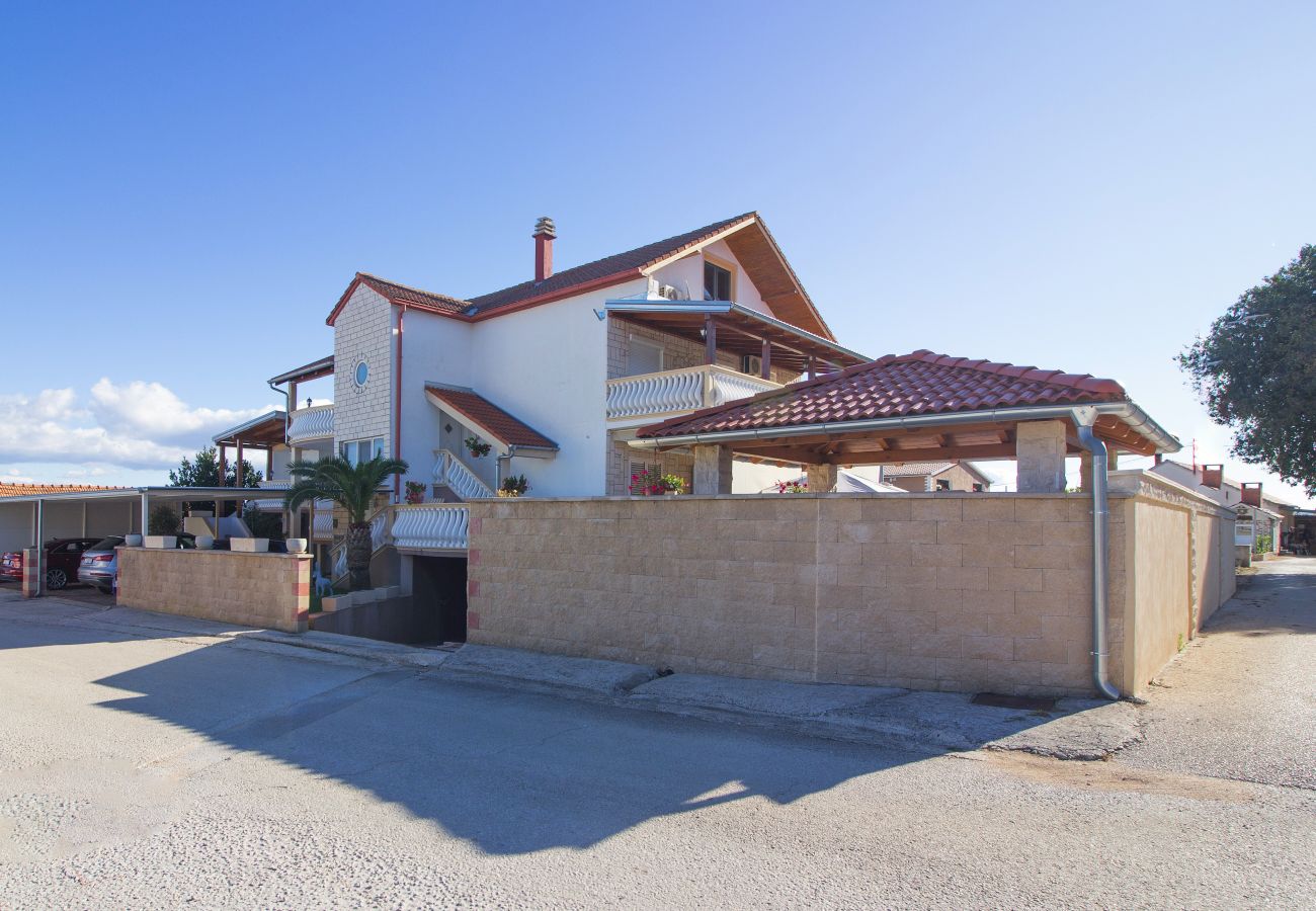 Ferienwohnung in Biograd na moru - Apartman DaDa 1