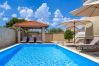 Ferienwohnung in Biograd na moru - Apartman DaDa 2 with shared pool