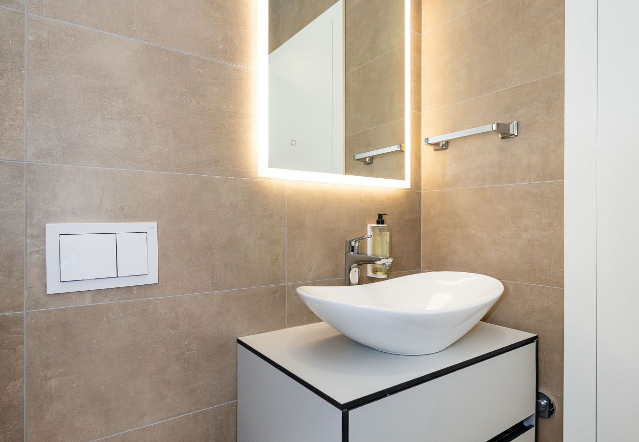 Ferienwohnung in Starigrad - Sea view Villa Senti