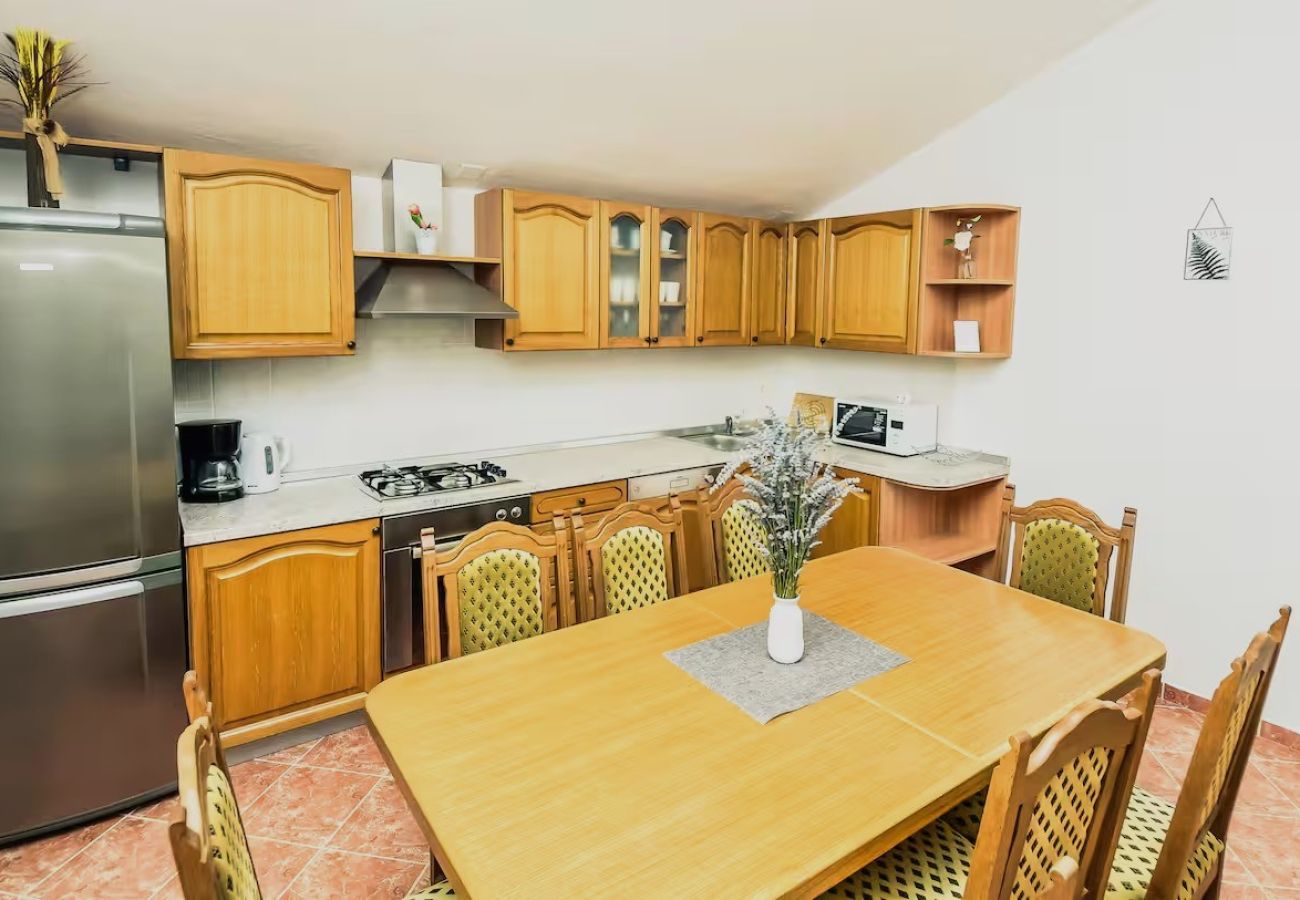 Ferienhaus in Tinj - Villa Ljubica with private pool