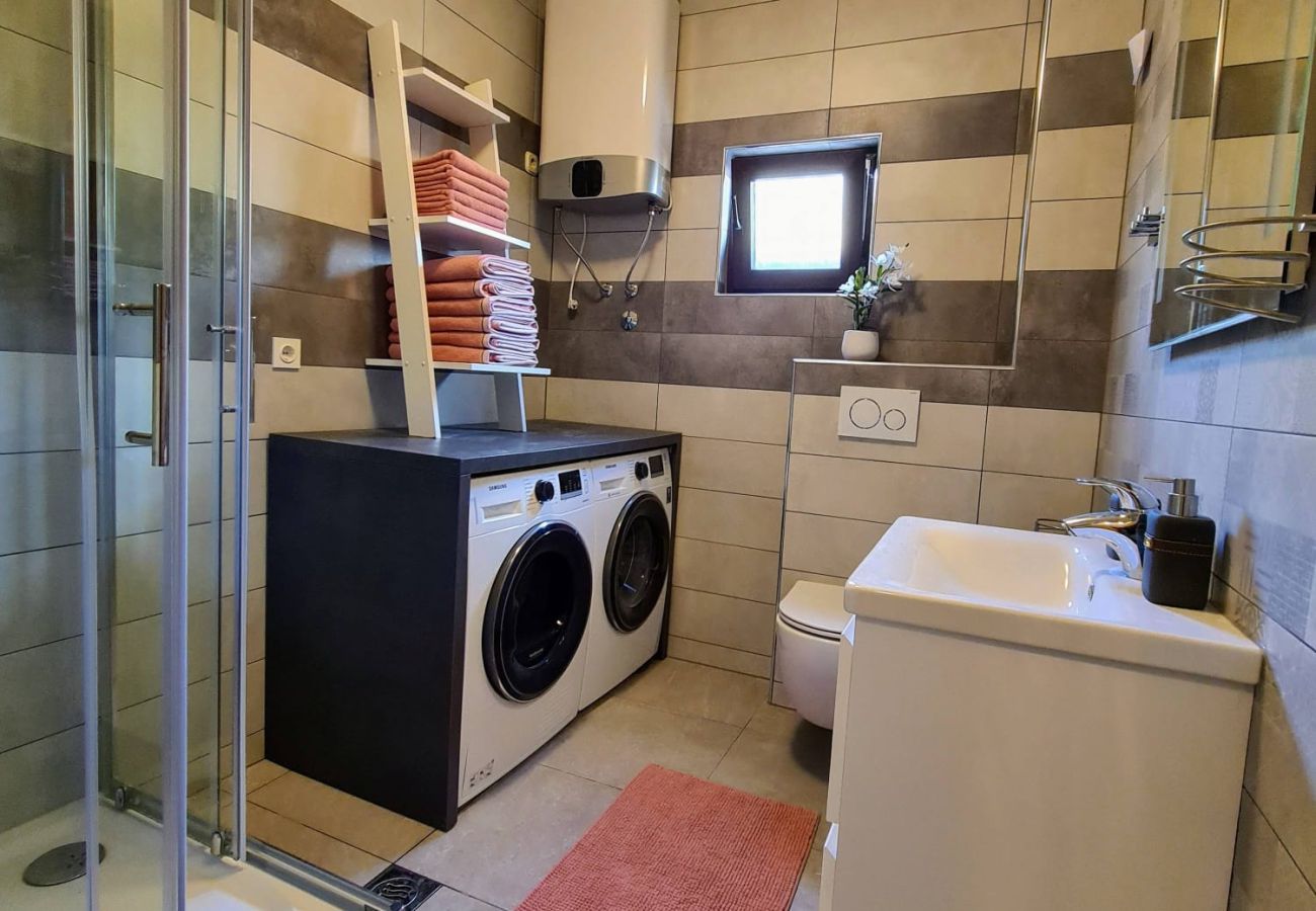 Ferienwohnung in Starigrad - Sea view Apartment Masha