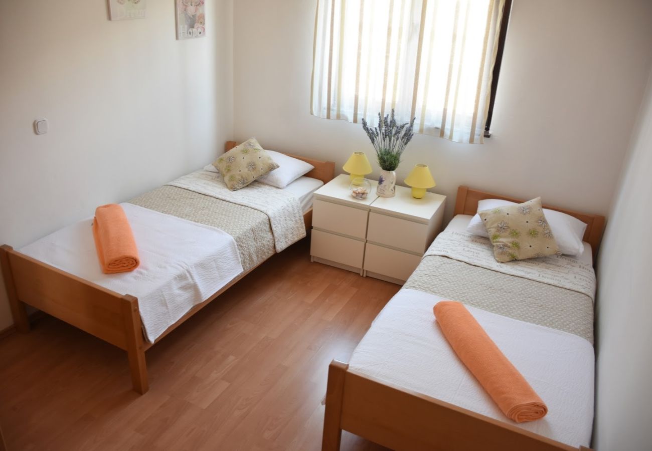 Ferienwohnung in Starigrad - Sea view Apartment Masha