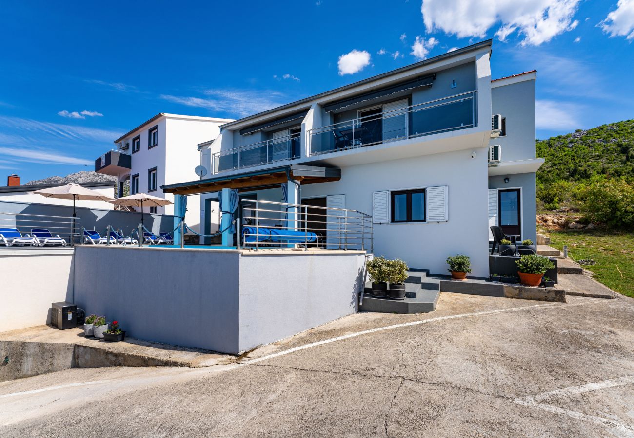 Ferienwohnung in Starigrad - Sea view Apartment Masha