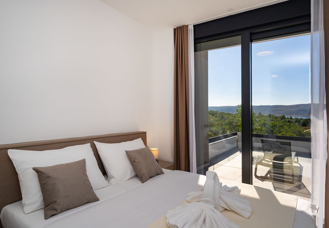 Ferienhaus in Starigrad - Sea view Villa Senti