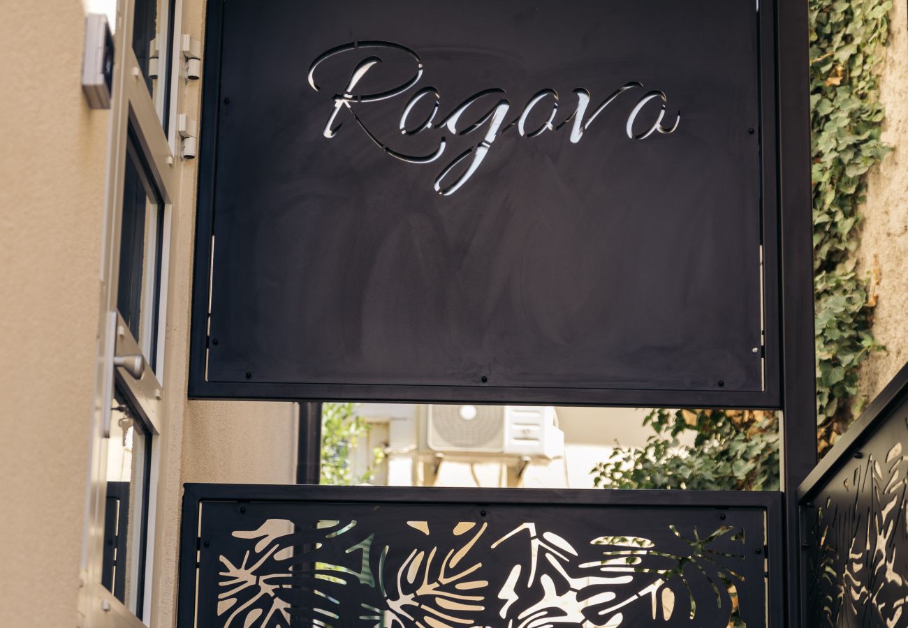 Ferienhaus in Sveti Filip i Jakov - Boutique Rooms Rogovo