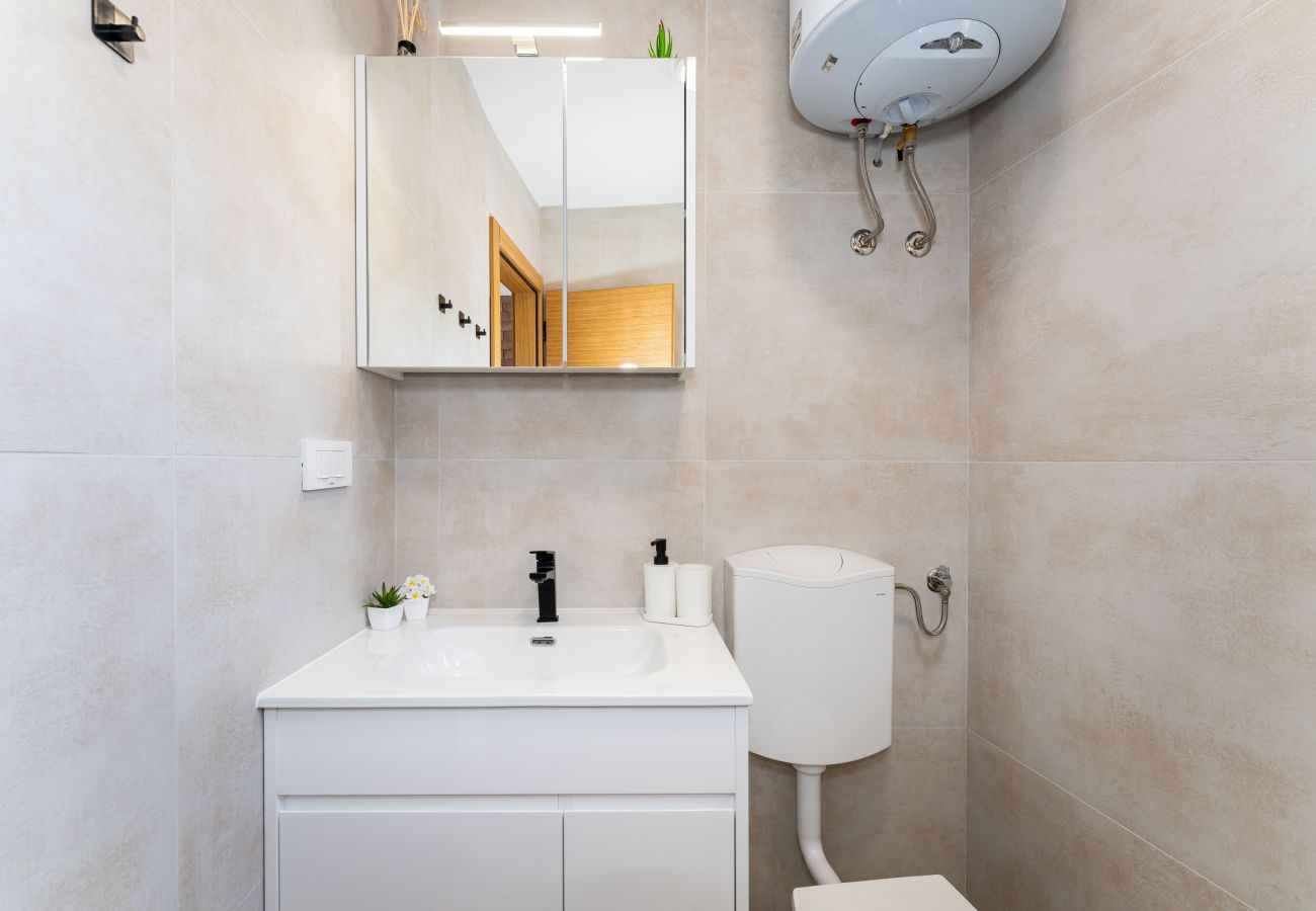 Ferienhaus in Šibenik - Holiday home Casa Ivana