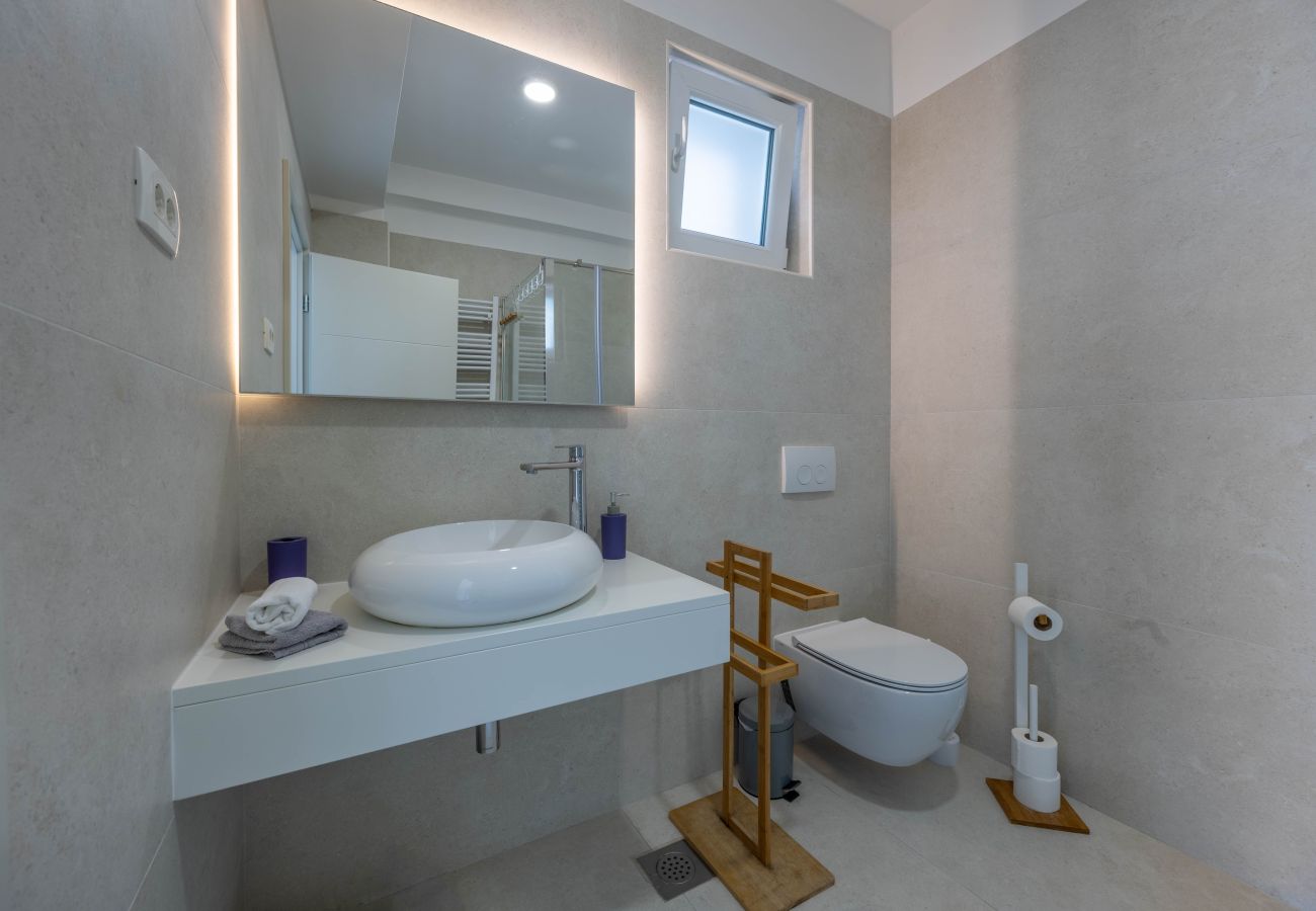 Ferienhaus in Bilice - Villa B&B with private pool