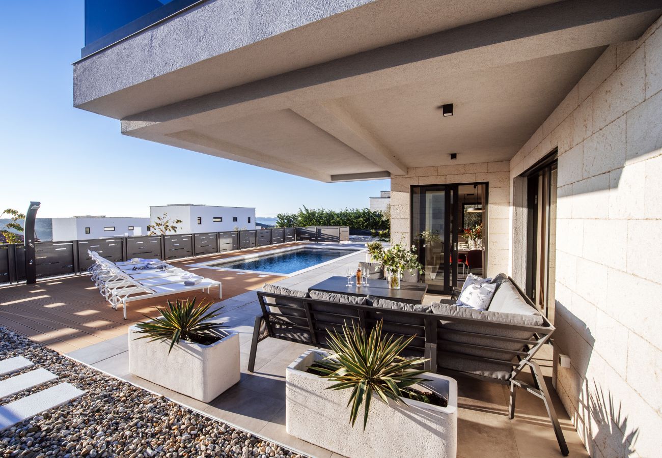 Ferienhaus in Debeljak - Luxury Villa AMore