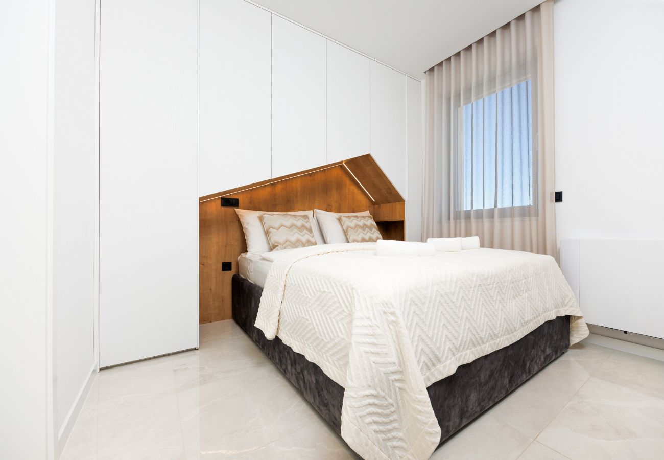 Ferienhaus in Debeljak - Luxury Villa AMore