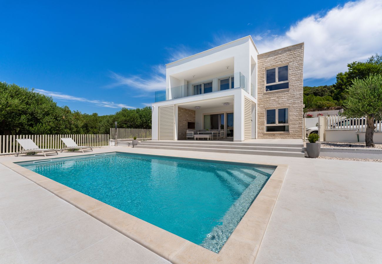 Ferienhaus in Sveti Petar - Sea view Villa RoNoDa