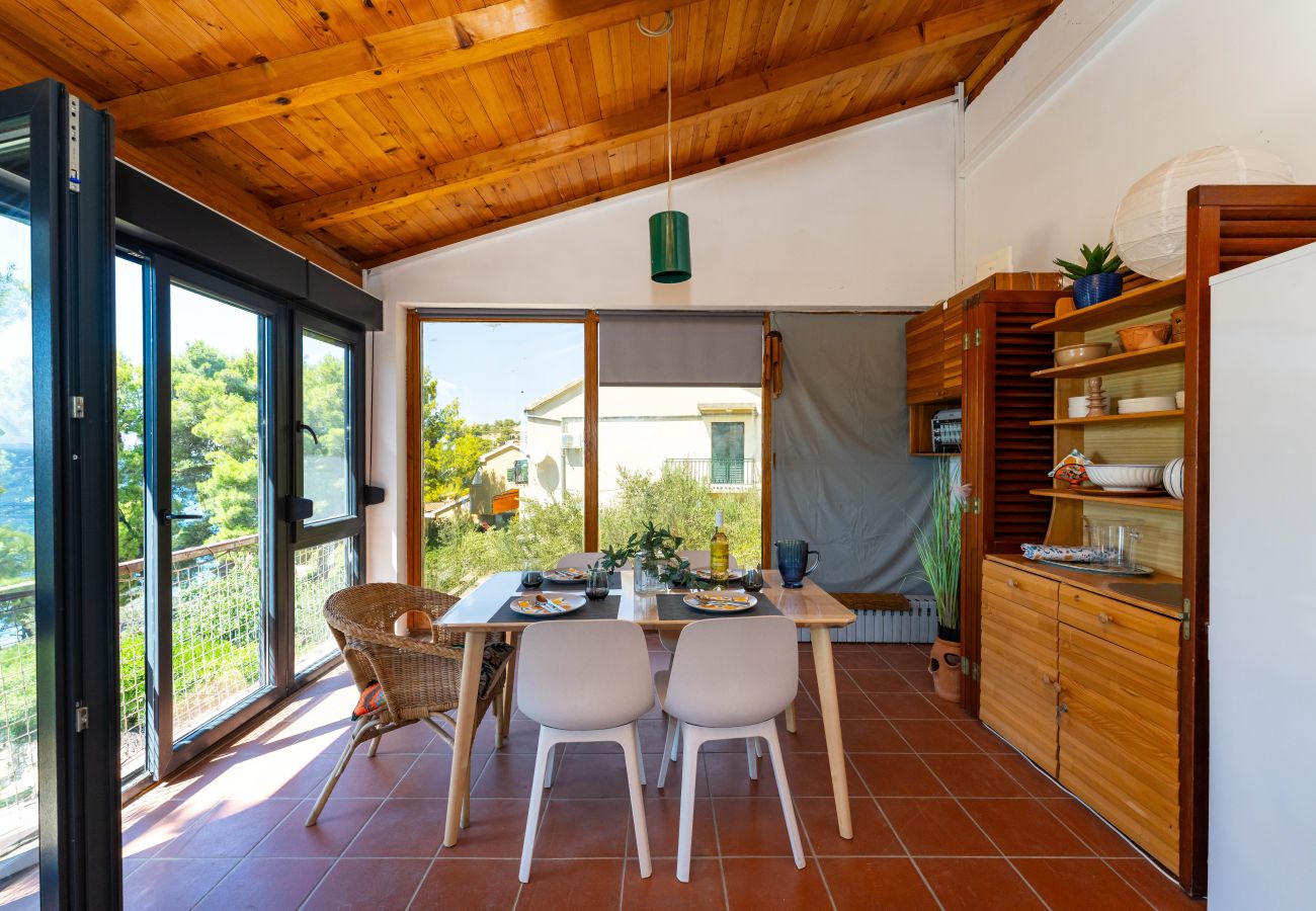 Ferienwohnung in Murter - Beach Apartment Slanica