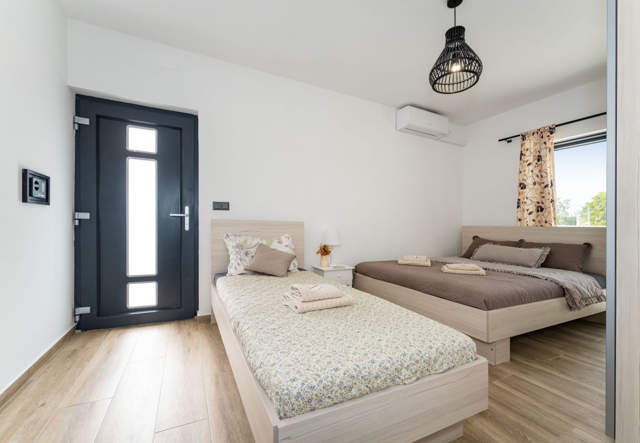 Ferienhaus in Šopot - Villa Indy